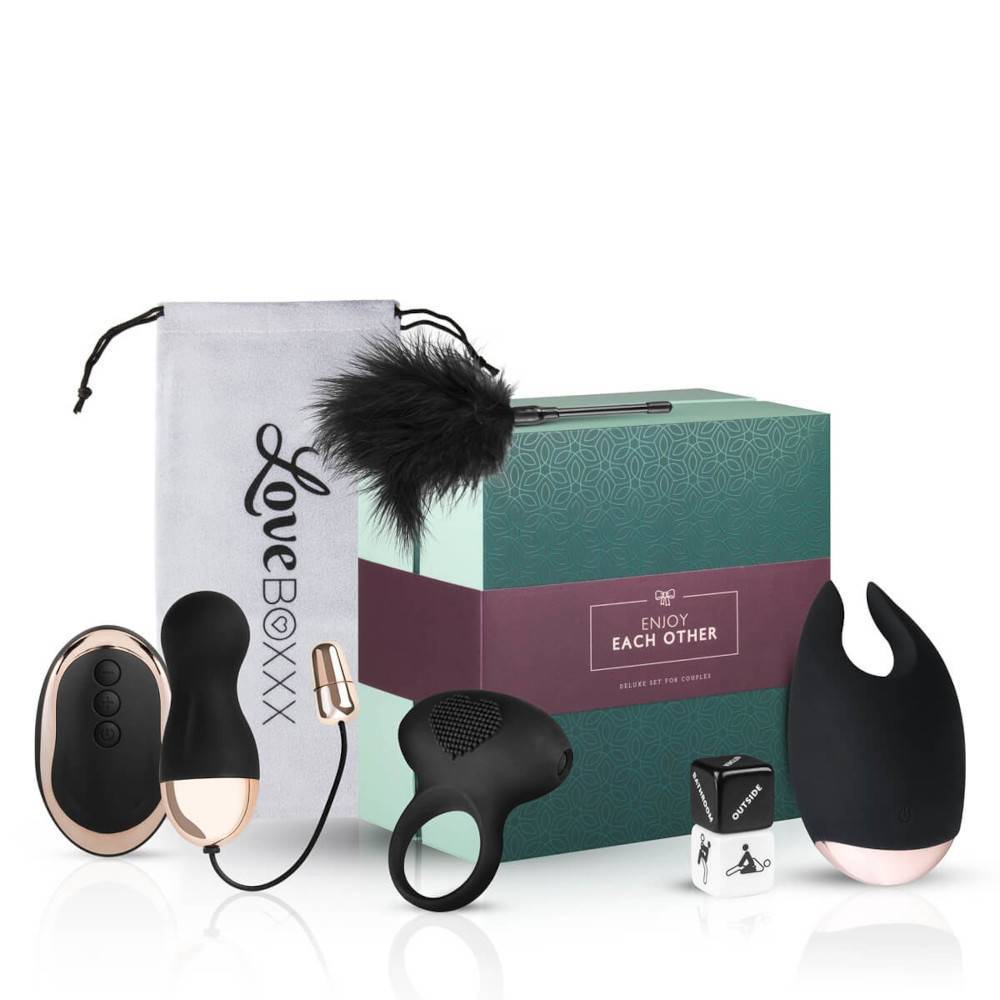 Loveboxxx Romantic Couples